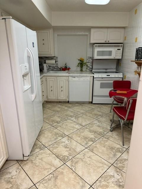 1000 Parkview Drive 102