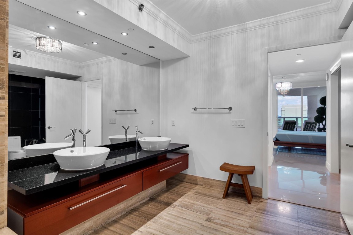 101 S Beach Blvd 902