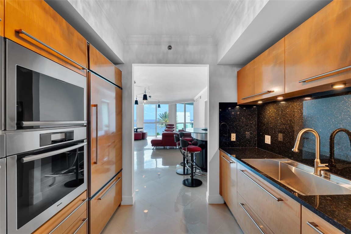 101 S Beach Blvd 902