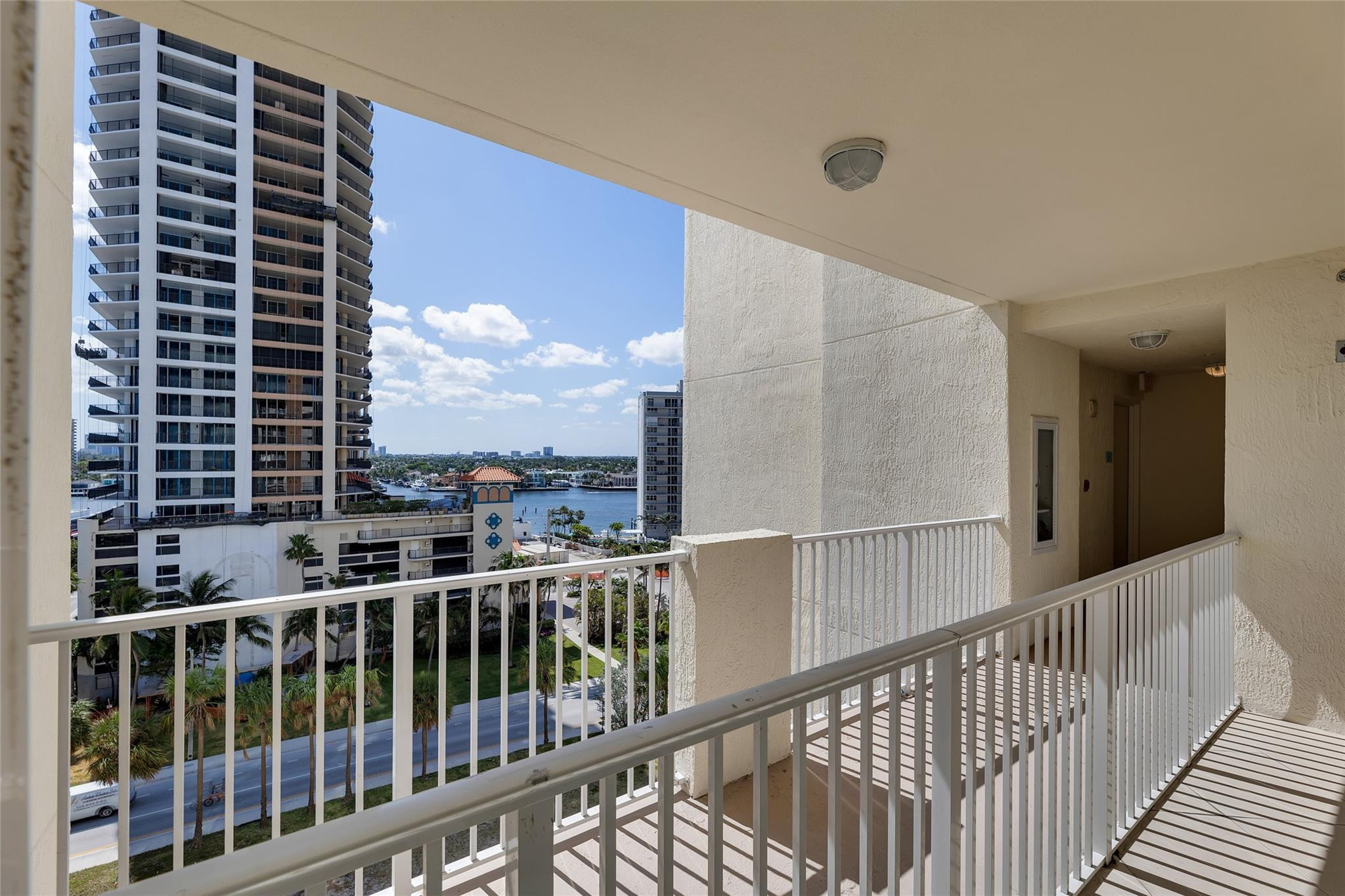 101 S Beach Blvd 902