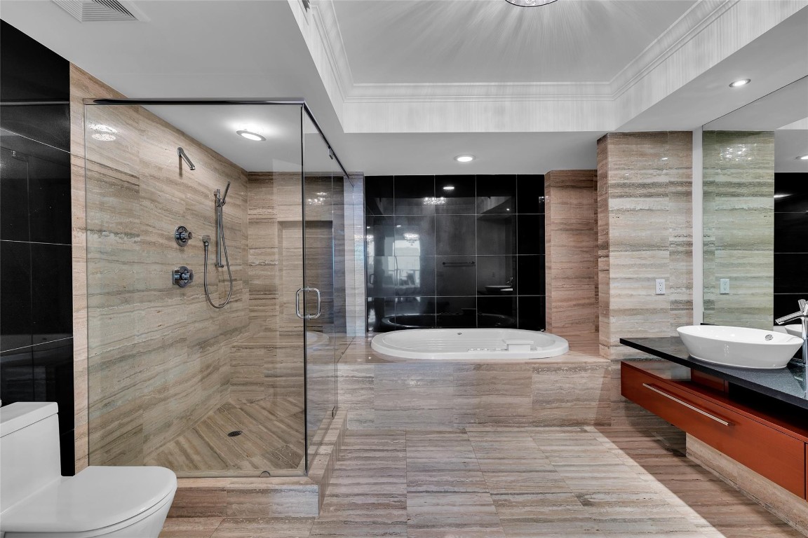 101 S Beach Blvd 902