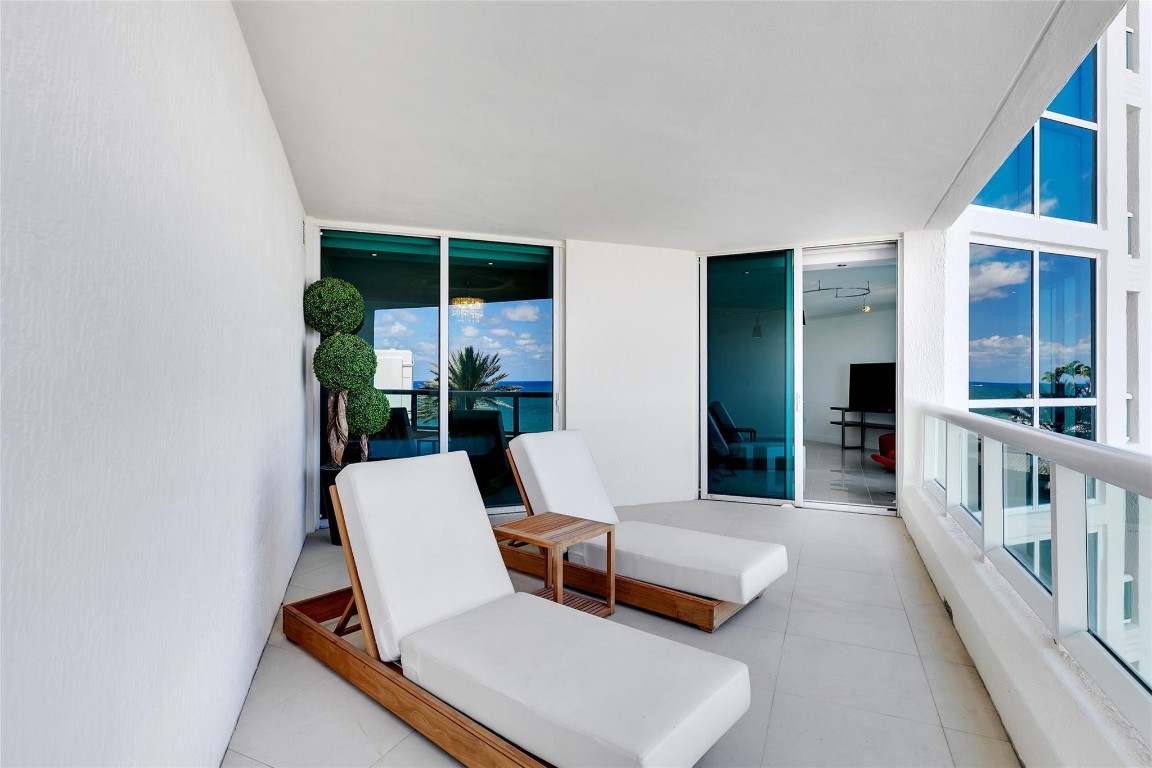 101 S Beach Blvd 902