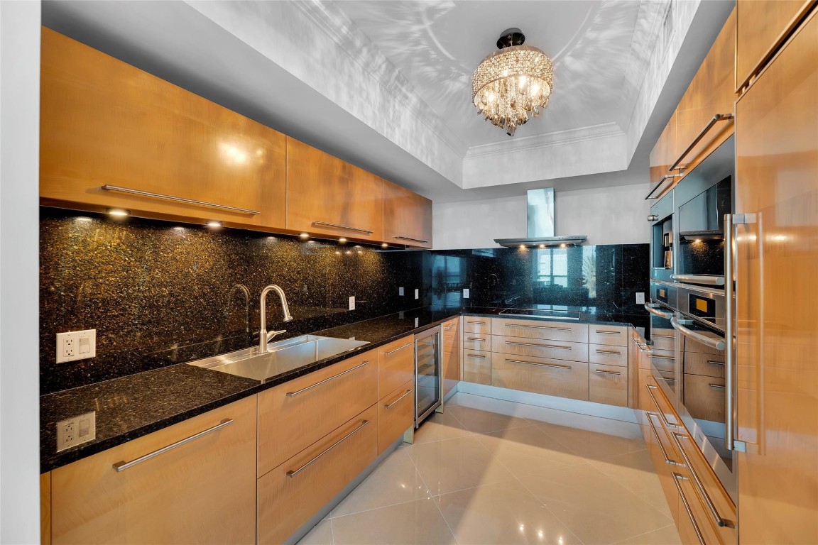 101 S Beach Blvd 902