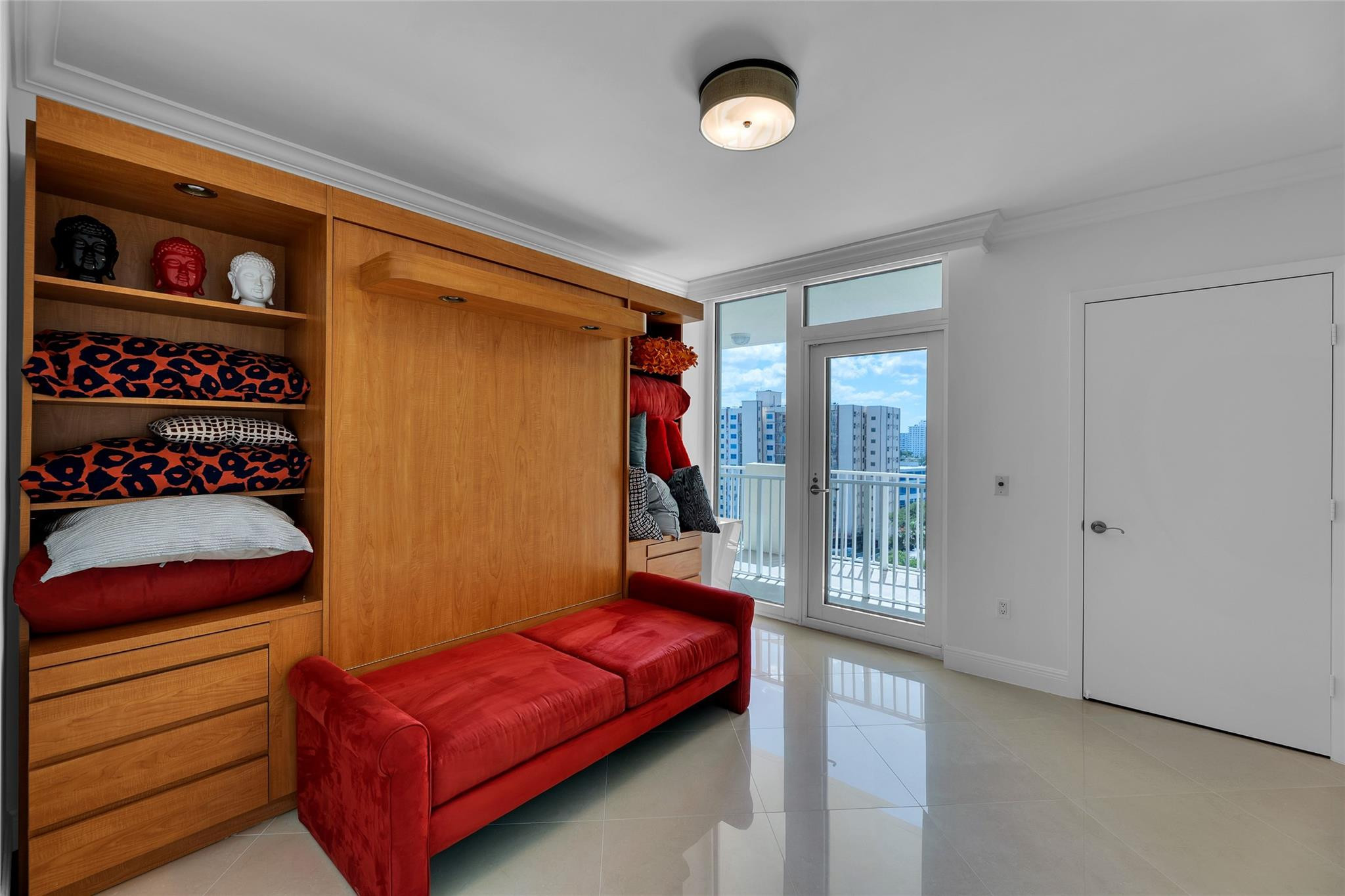 101 S Beach Blvd 902