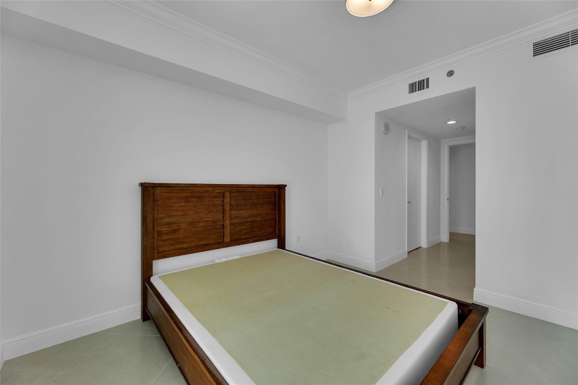 101 S Beach Blvd 902