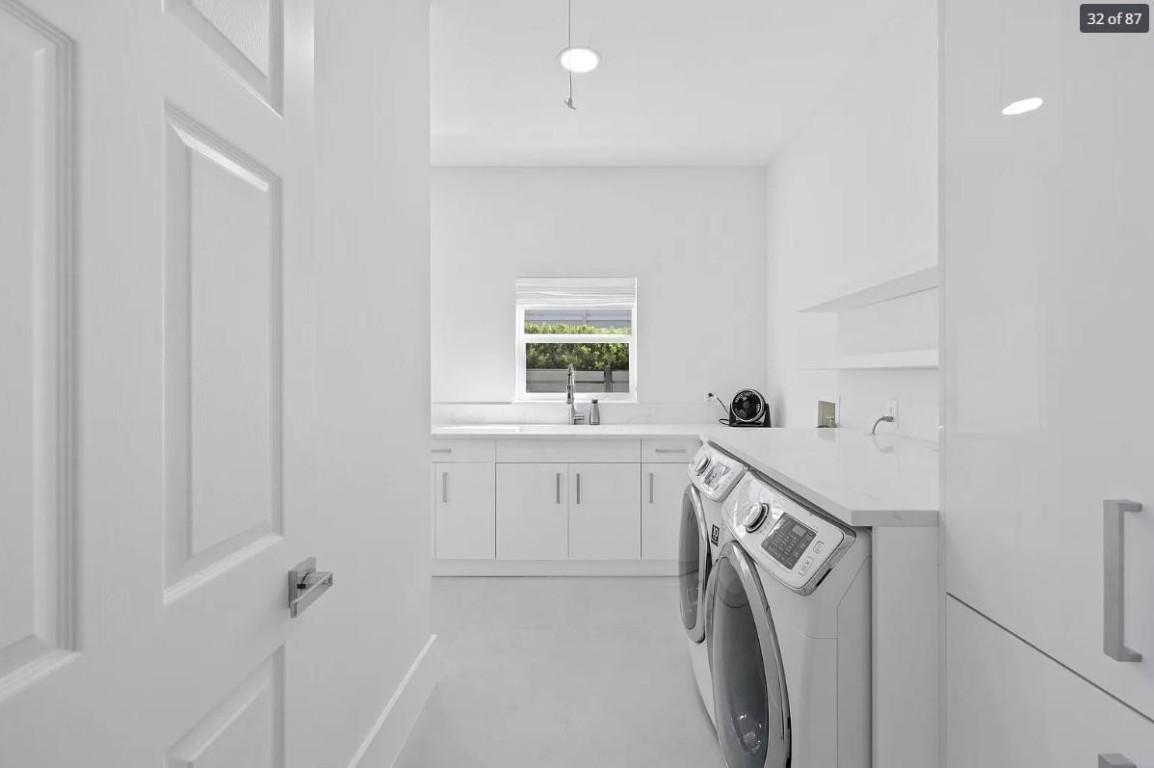 2525 Sea Island Drive