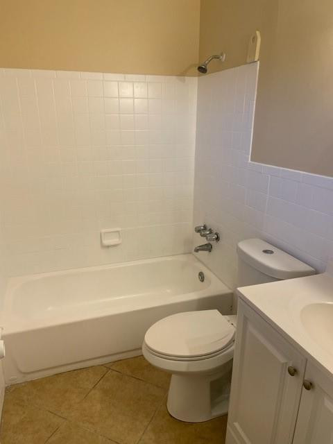 2744 NW 8th Street