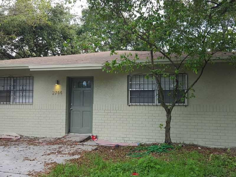 2744 NW 8th Street
