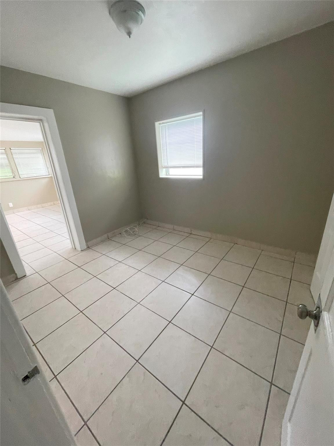 1436 NW 3rd Ave