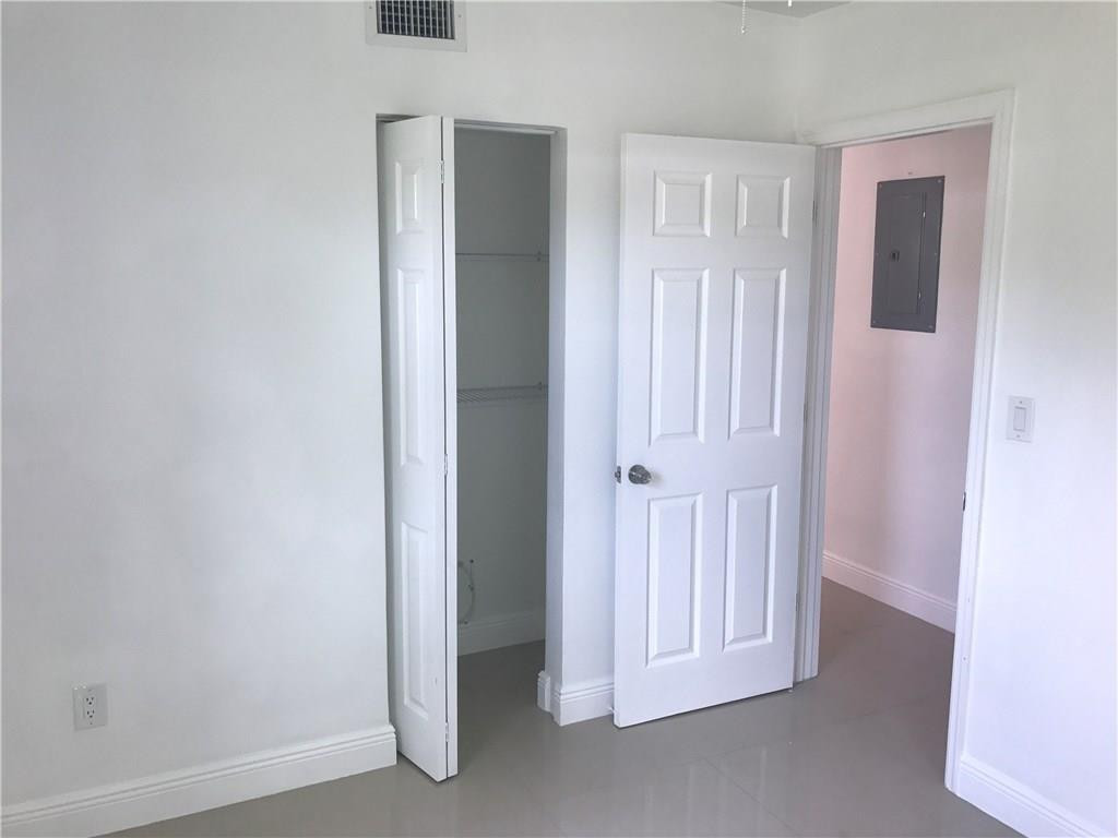 1717 NE 50th Street