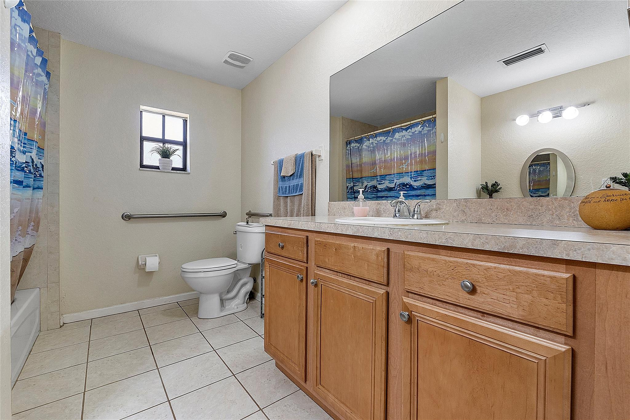 205 SW 6th Ave