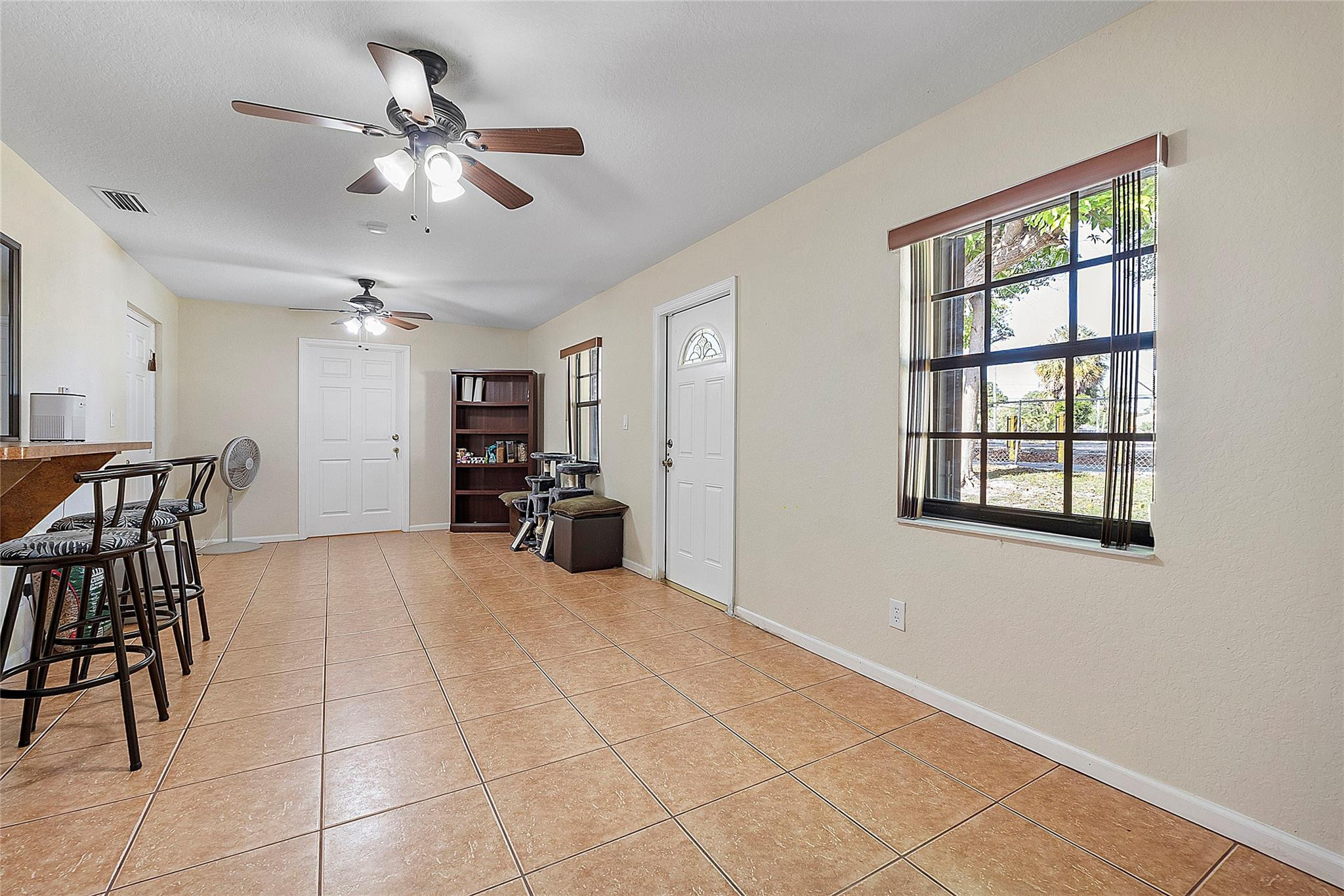 205 SW 6th Ave