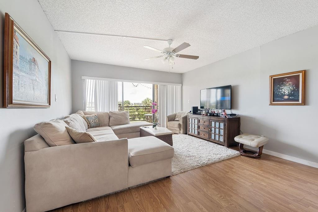 9370 SW 8th Street 421