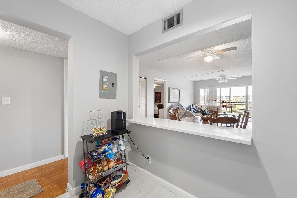 9370 SW 8th Street 421