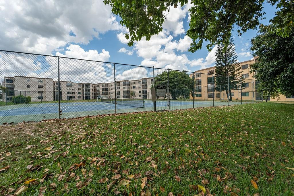 9370 SW 8th Street 421