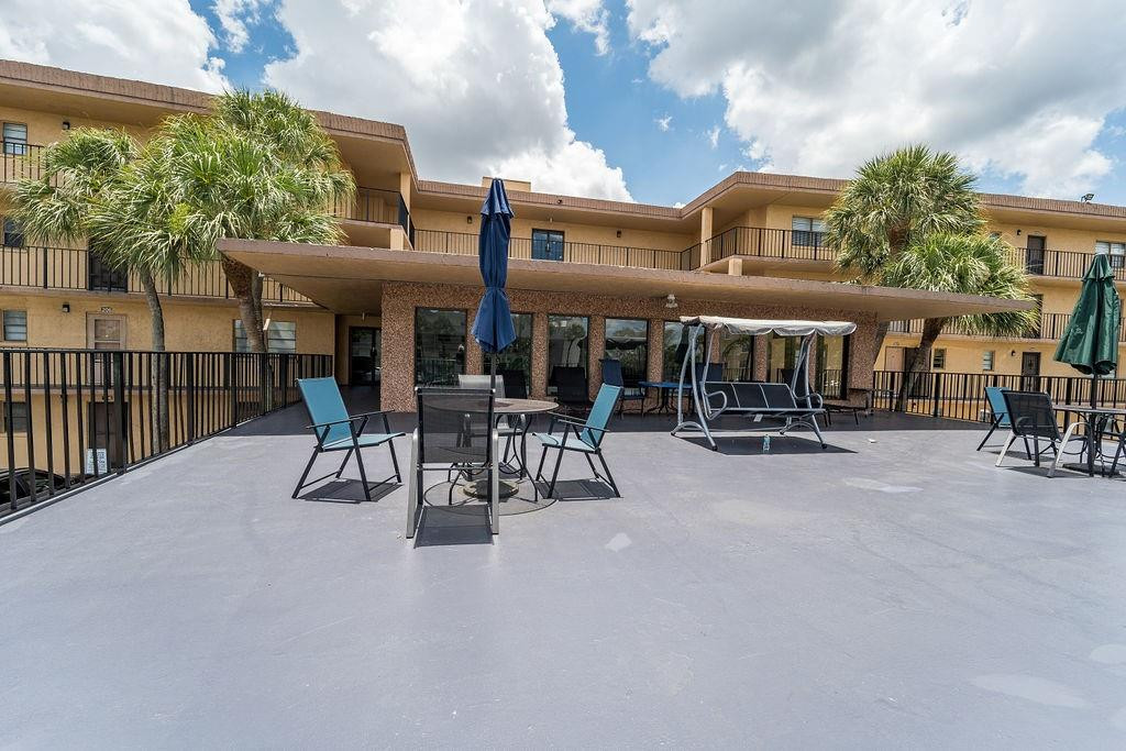 9370 SW 8th Street 421
