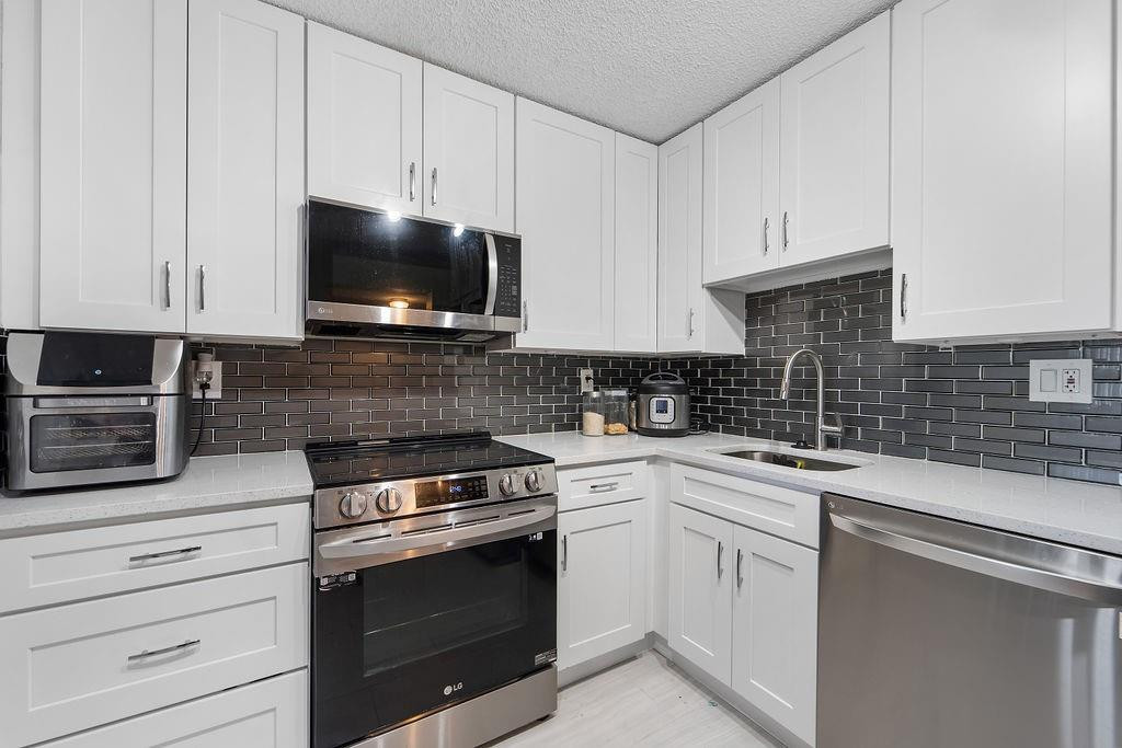 9370 SW 8th Street 421