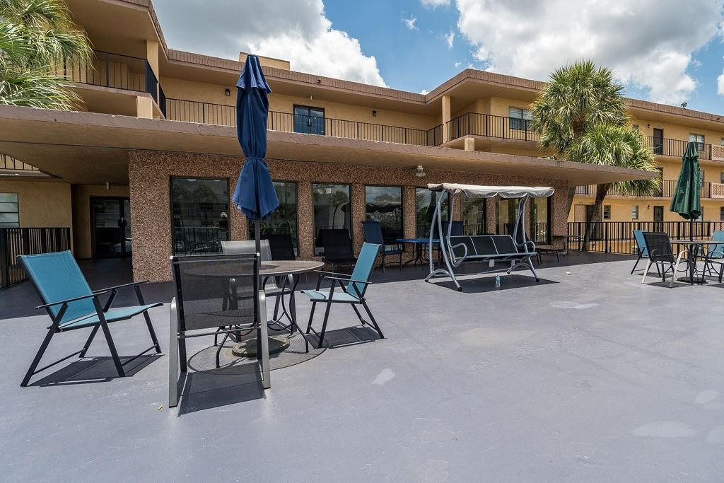 9370 SW 8th Street 421