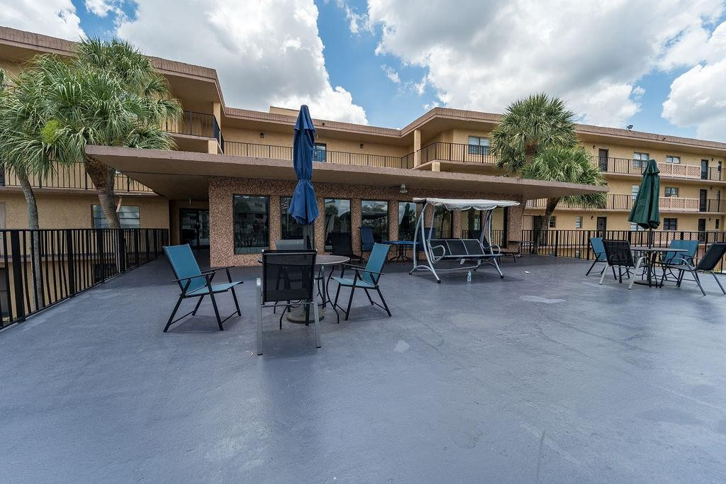 9370 SW 8th Street 421