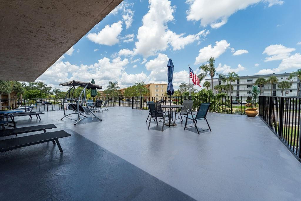 9370 SW 8th Street 421