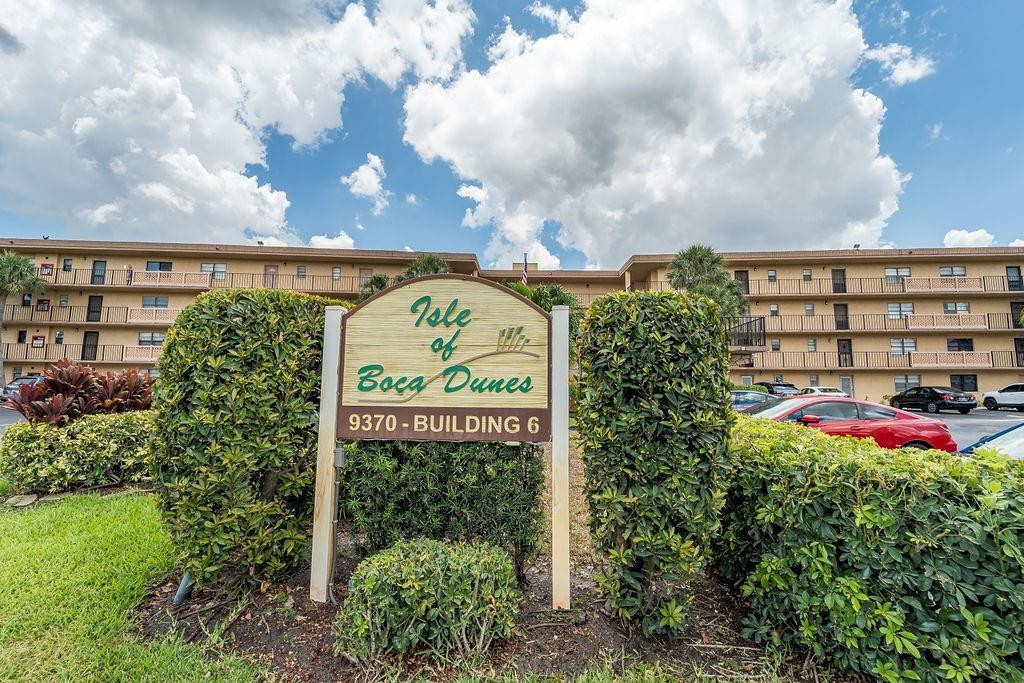 9370 SW 8th Street 421