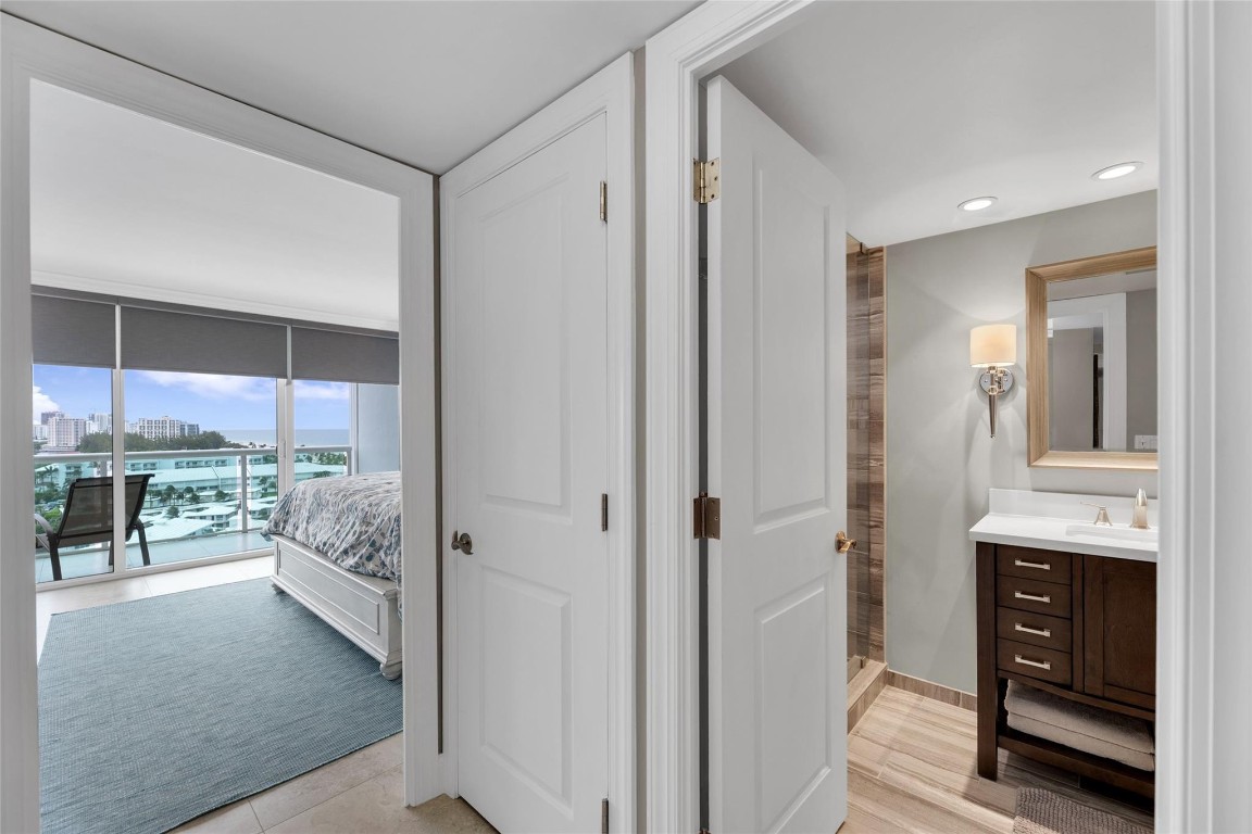 2100 S Ocean Lane 1103