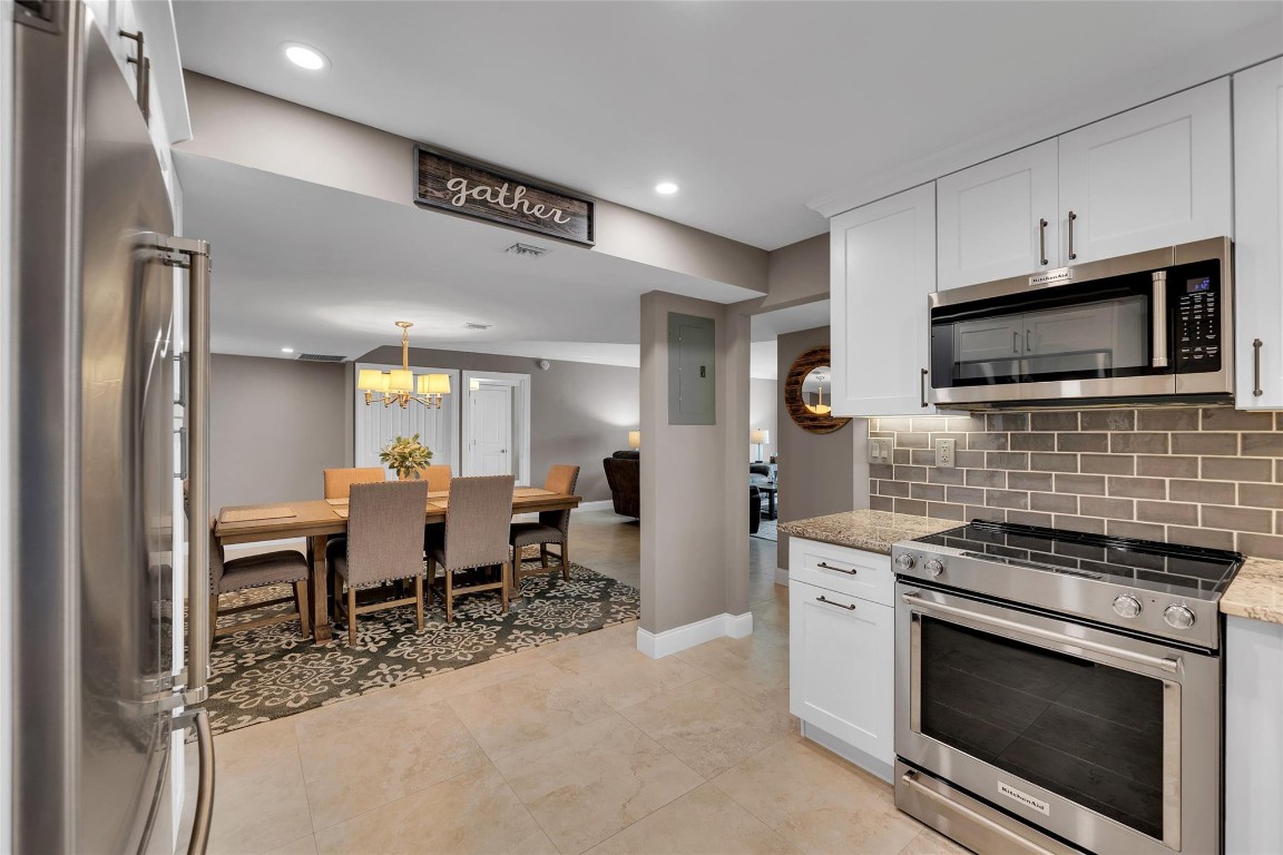 2100 S Ocean Lane 1103