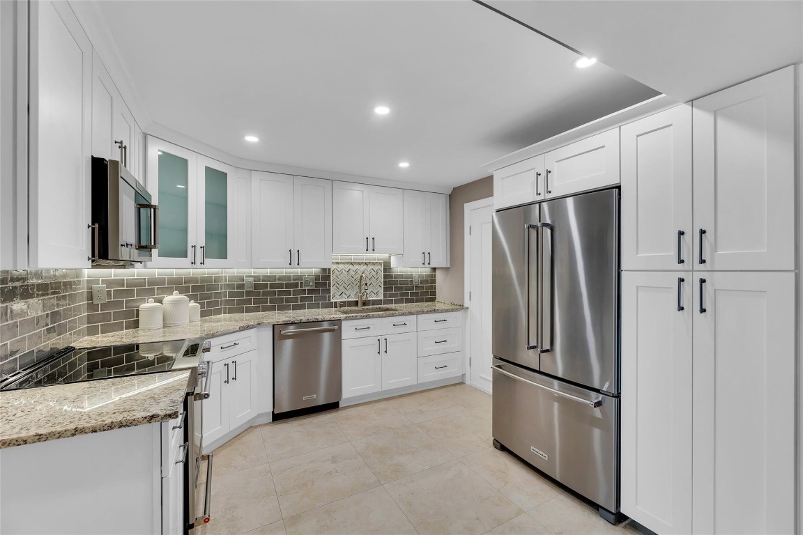 2100 S Ocean Lane 1103