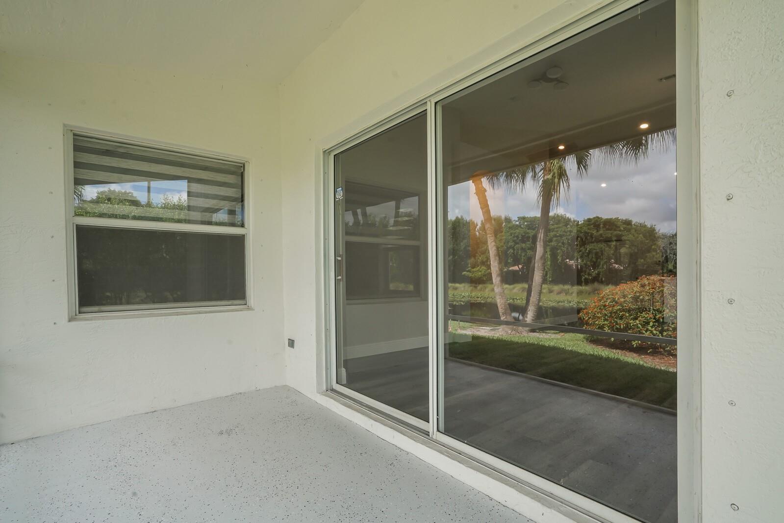 15473 Lake Gardenia Pl 15473