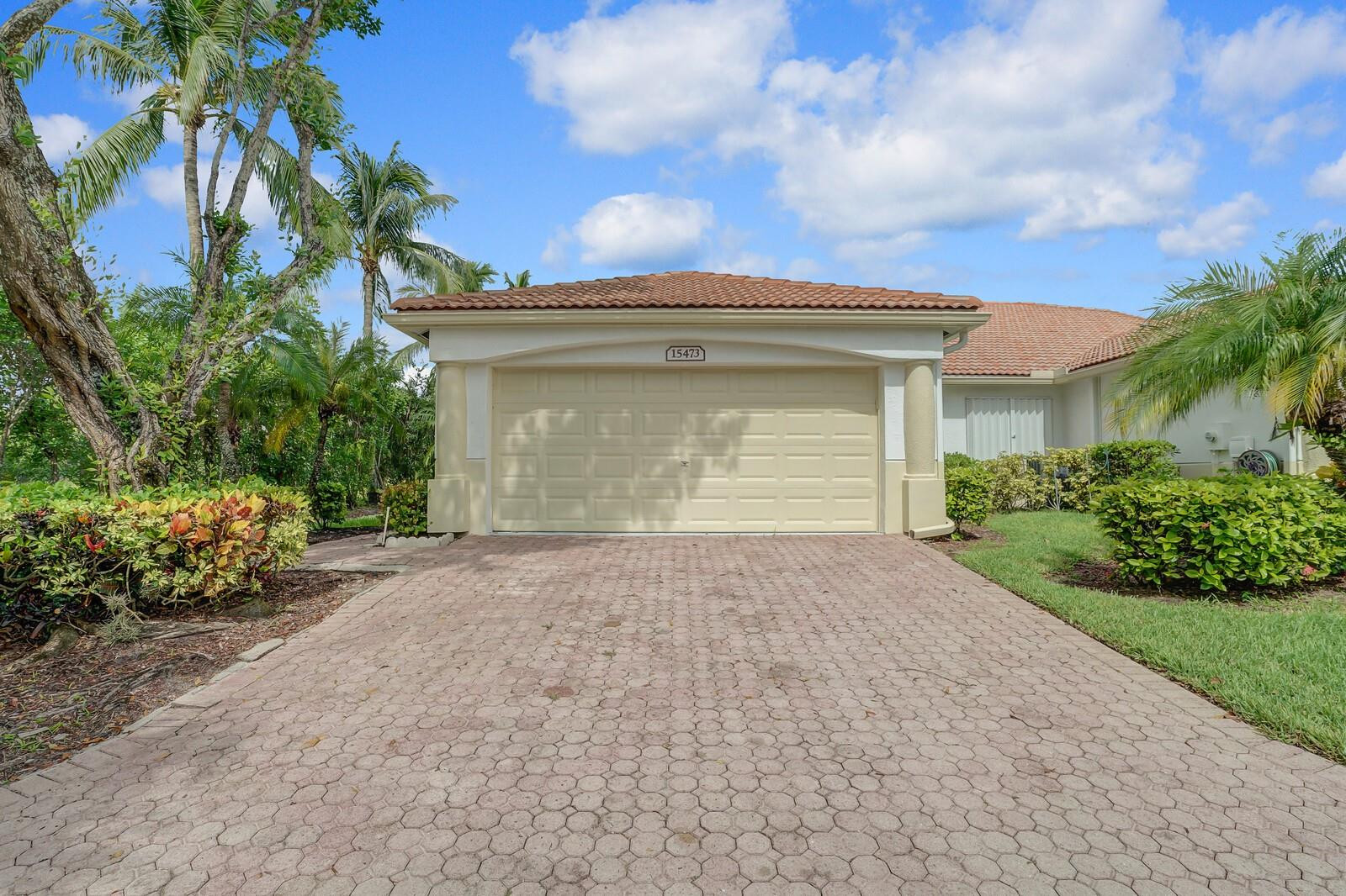 15473 Lake Gardenia Pl 15473