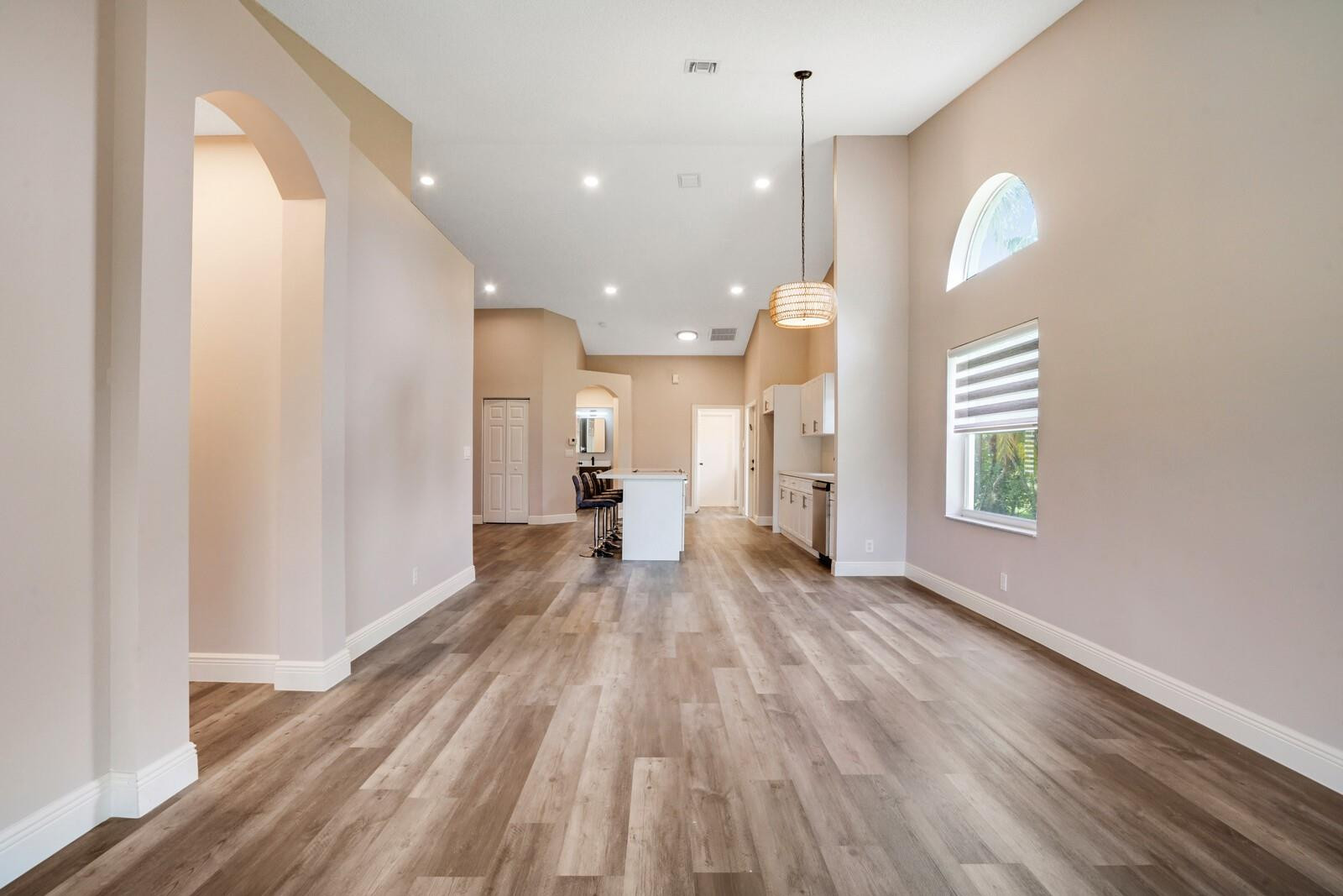 15473 Lake Gardenia Pl 15473