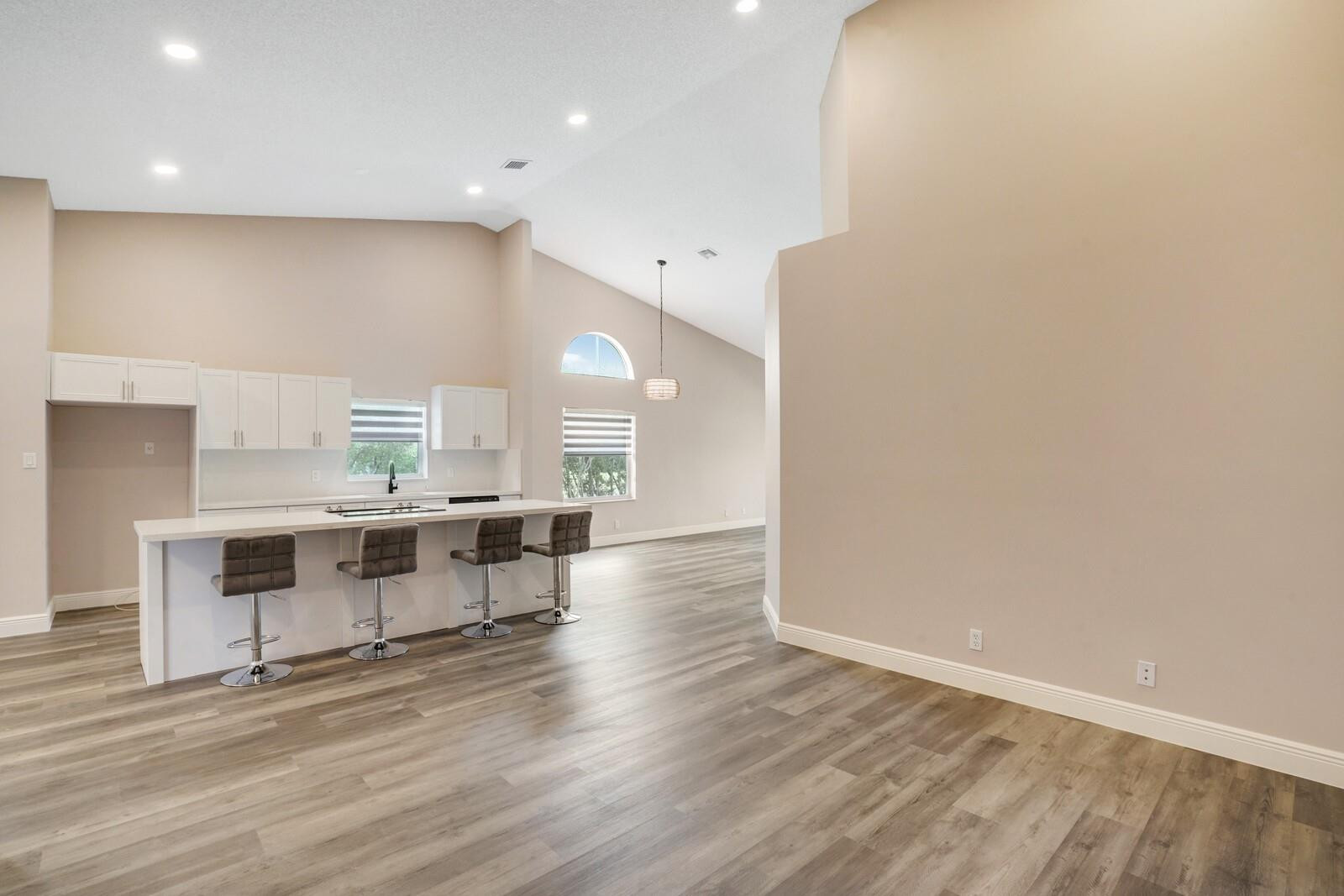 15473 Lake Gardenia Pl 15473