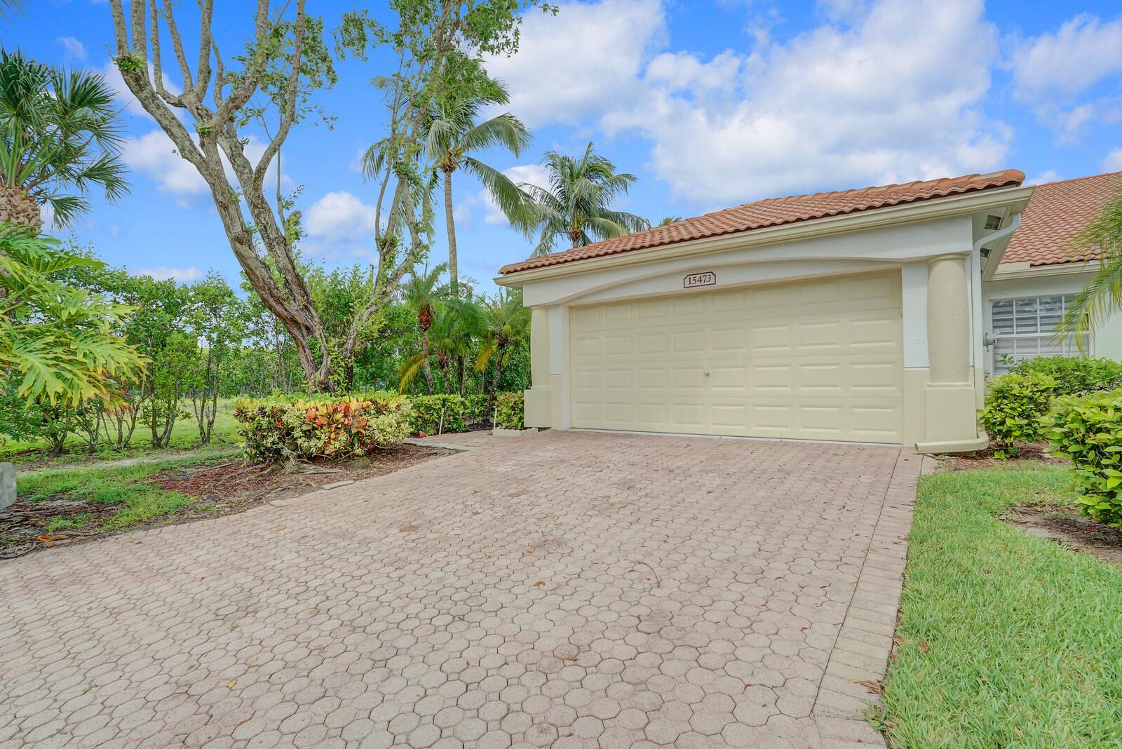 15473 Lake Gardenia Pl 15473