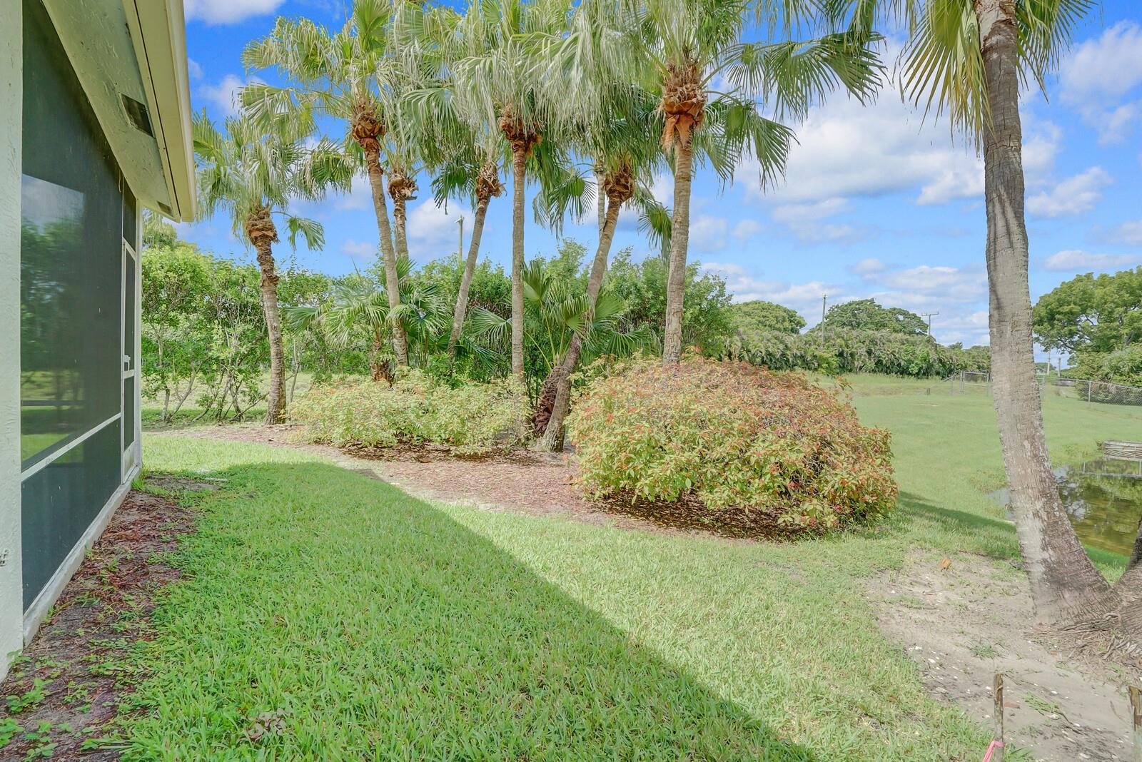 15473 Lake Gardenia Pl 15473
