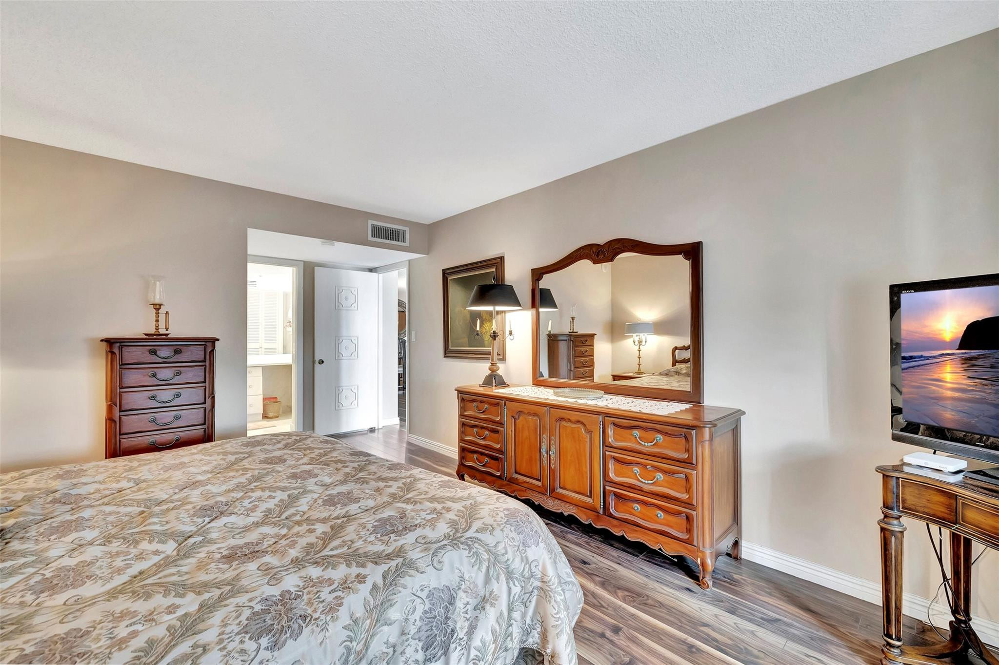 1012 N Ocean Boulevard 1511