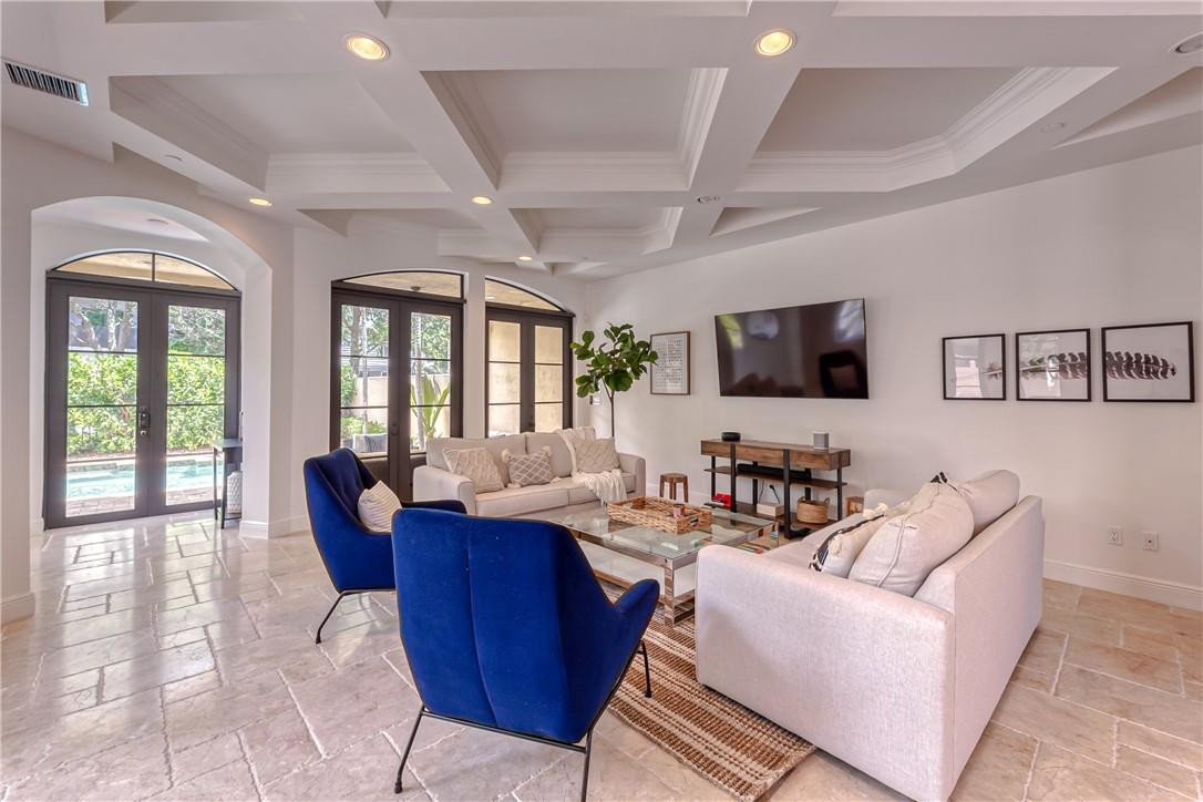 1206 NE 1st Street 1206