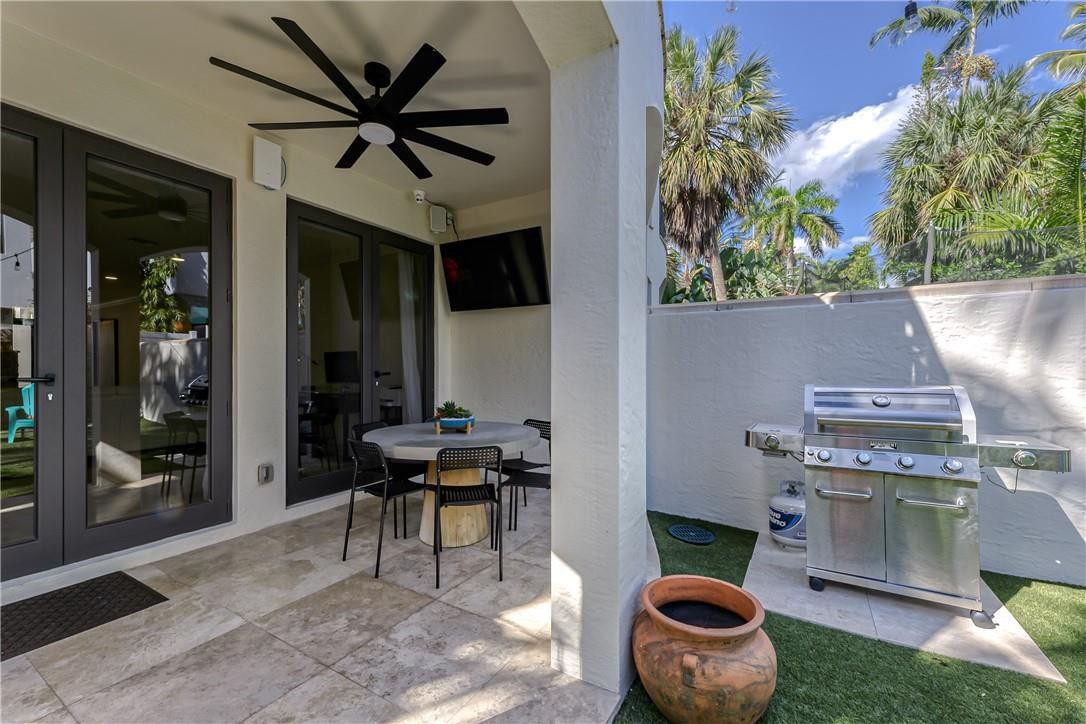 118 SE 11th Ave 118