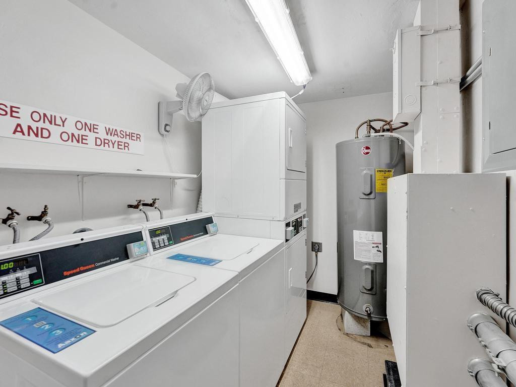 3200 NE 36th Street 215