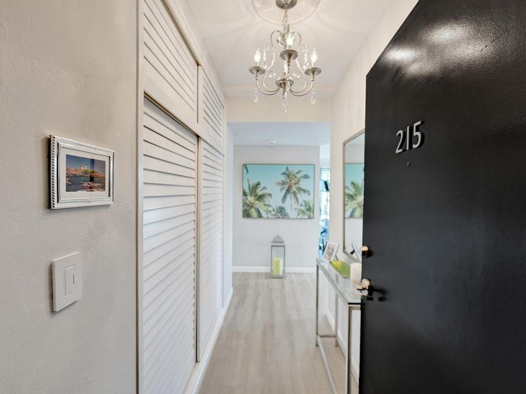 3200 NE 36th Street 215