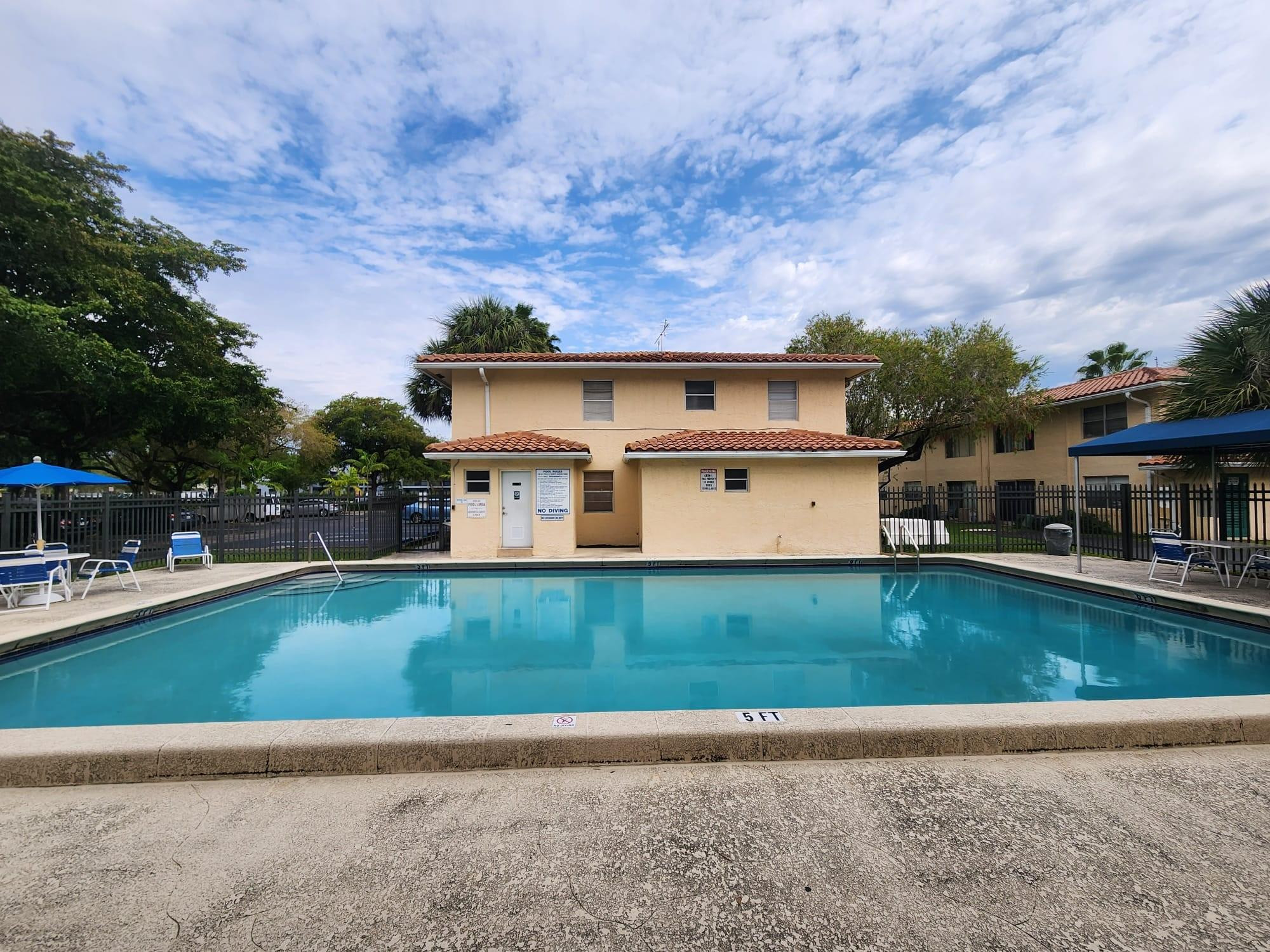 3271 NW 103rd Ter 202D