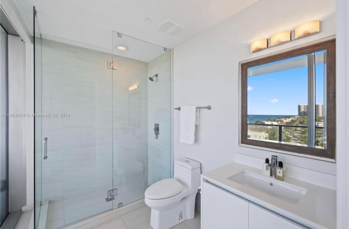 2200 N Ocean Blvd N704