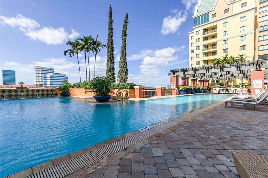 100 N Federal Highway 642