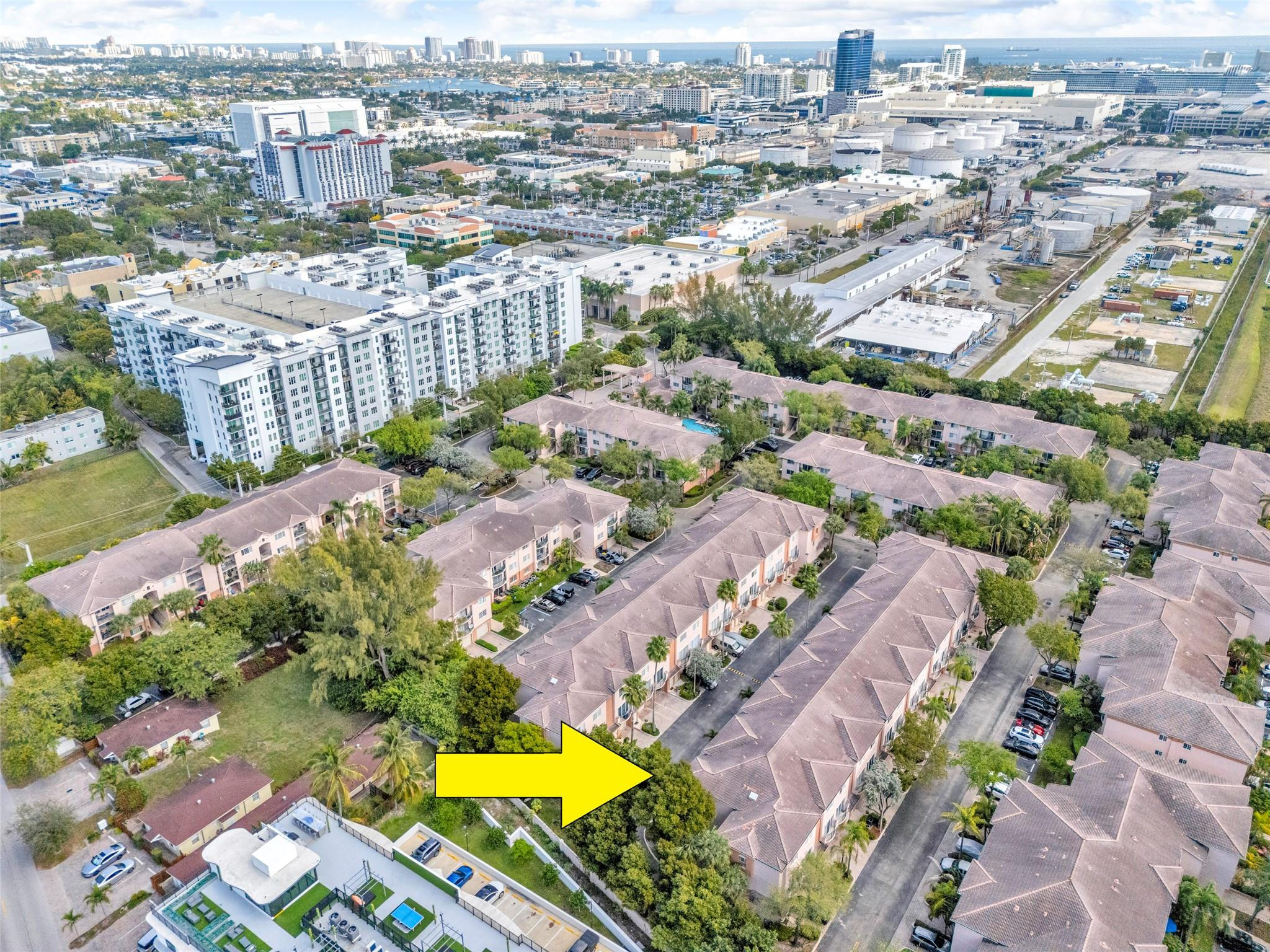 2107 SE 10th Ave 832