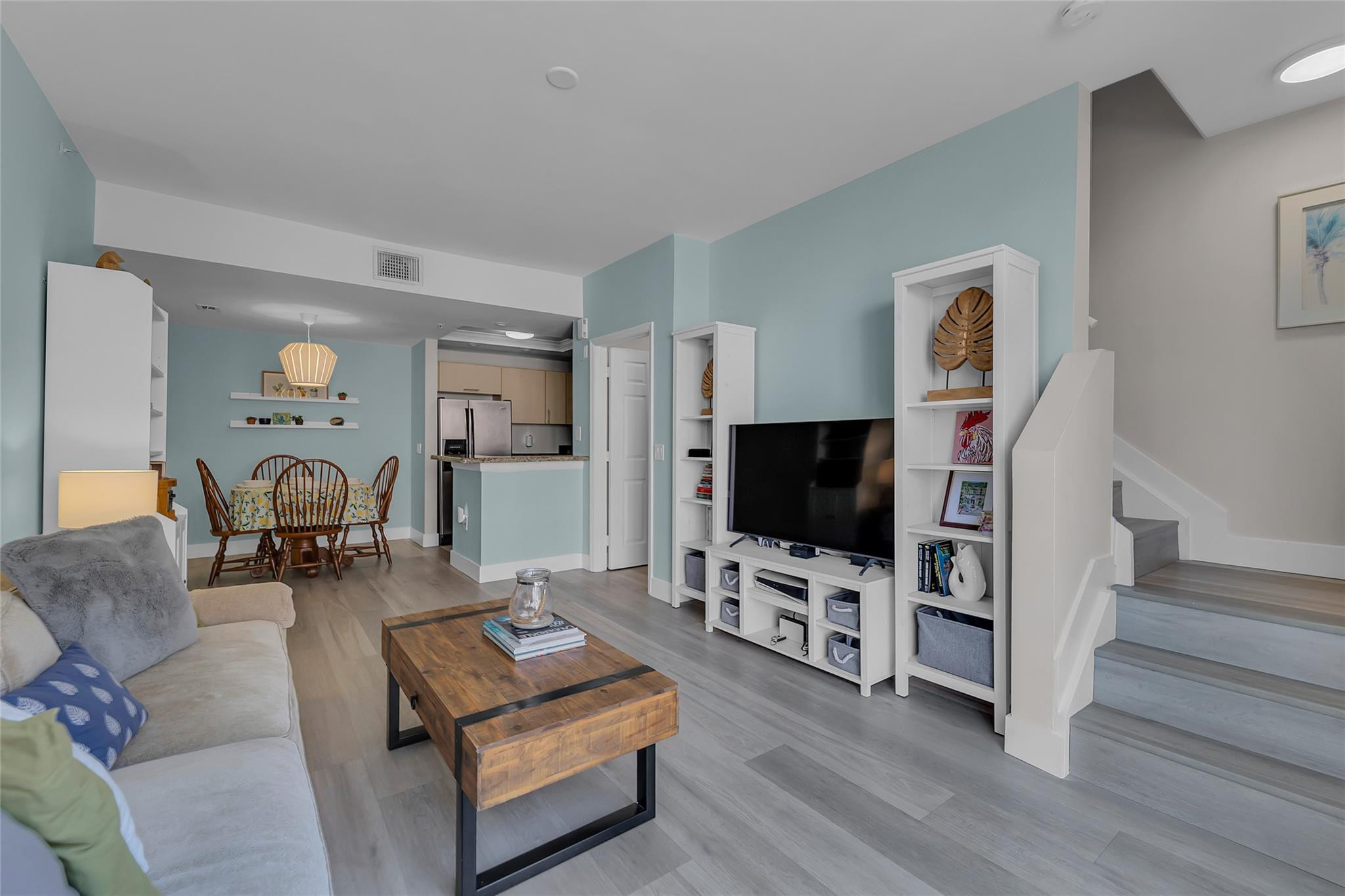 2107 SE 10th Ave 832