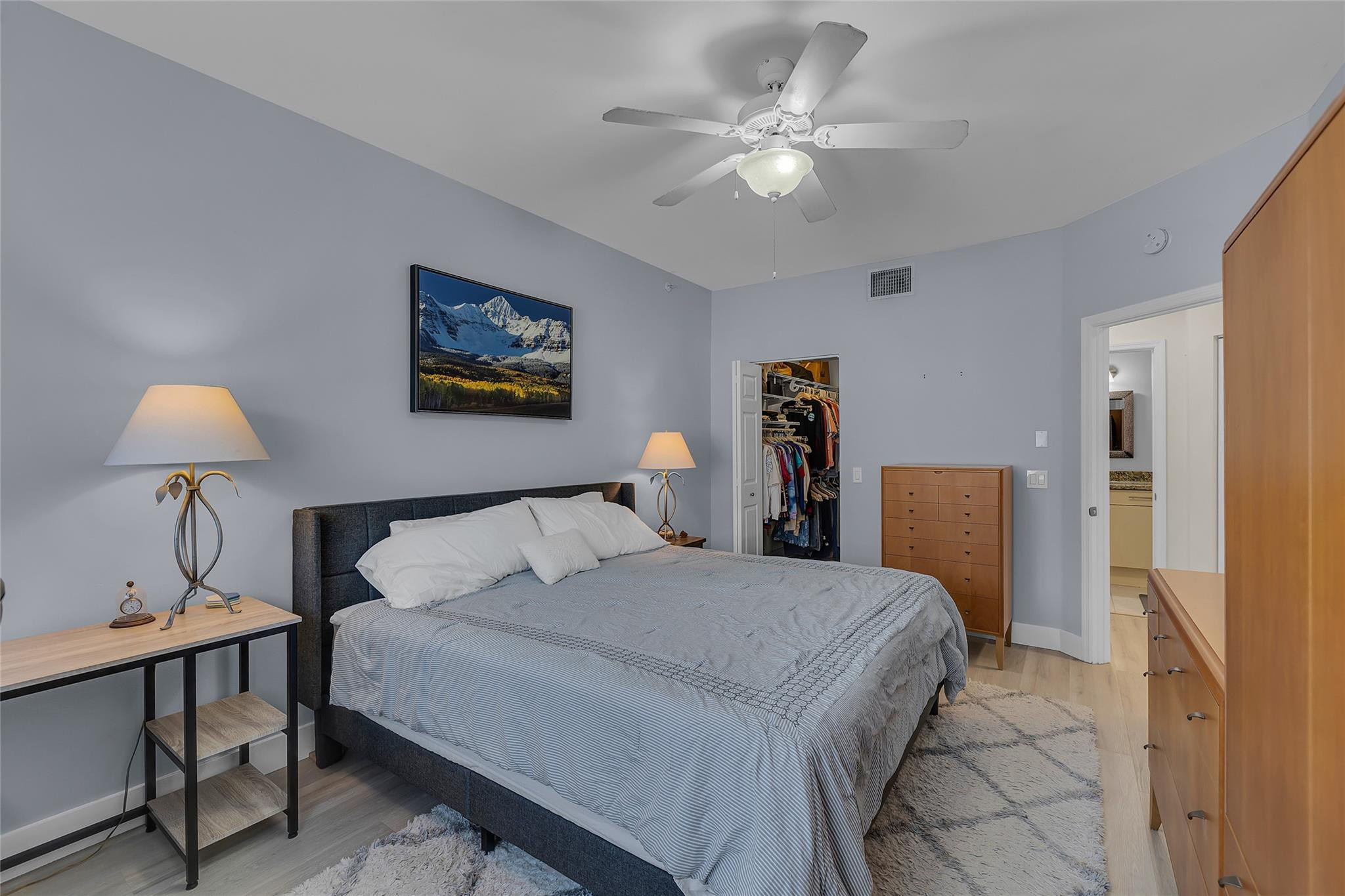 2107 SE 10th Ave 832