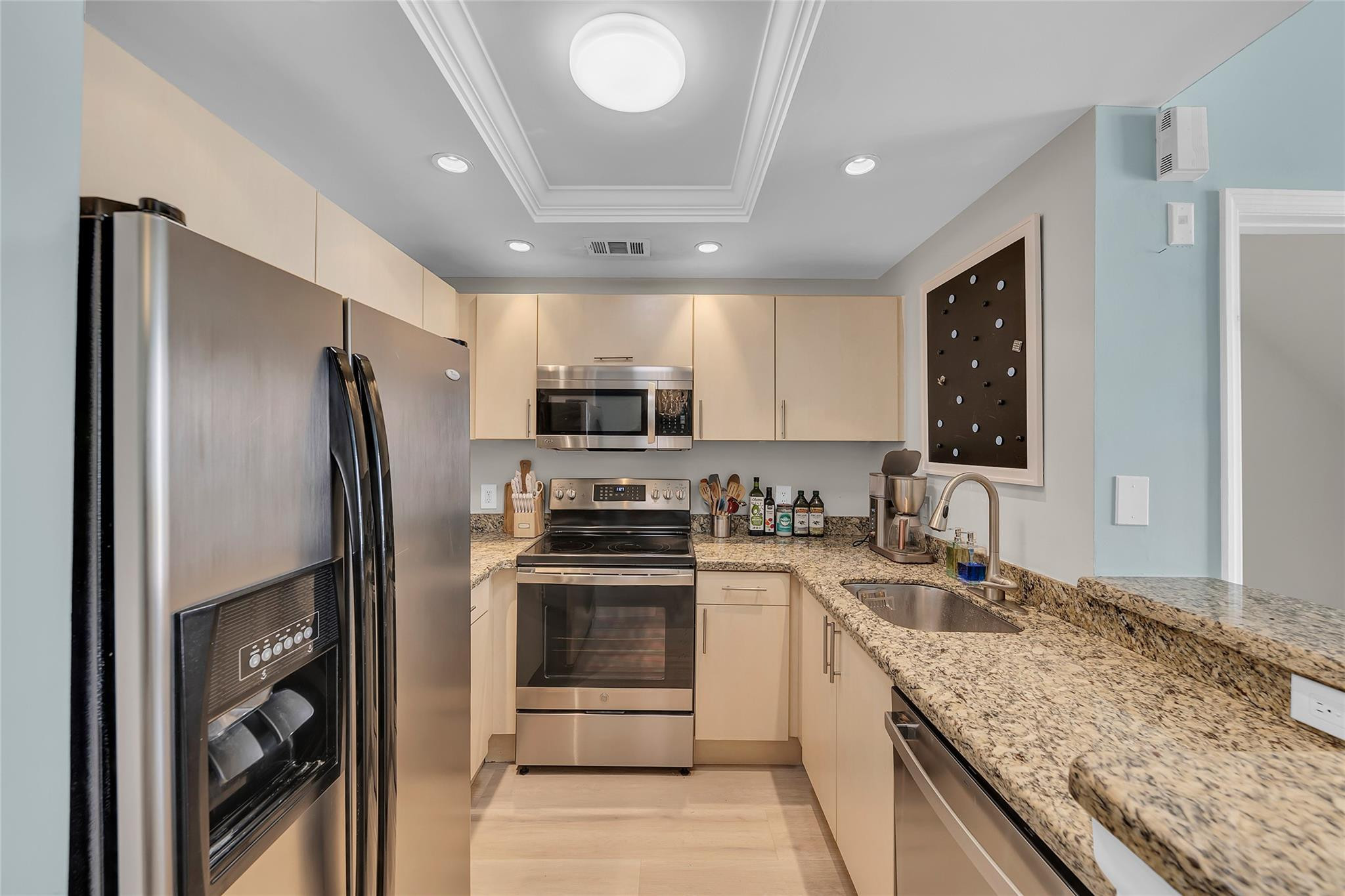 2107 SE 10th Ave 832