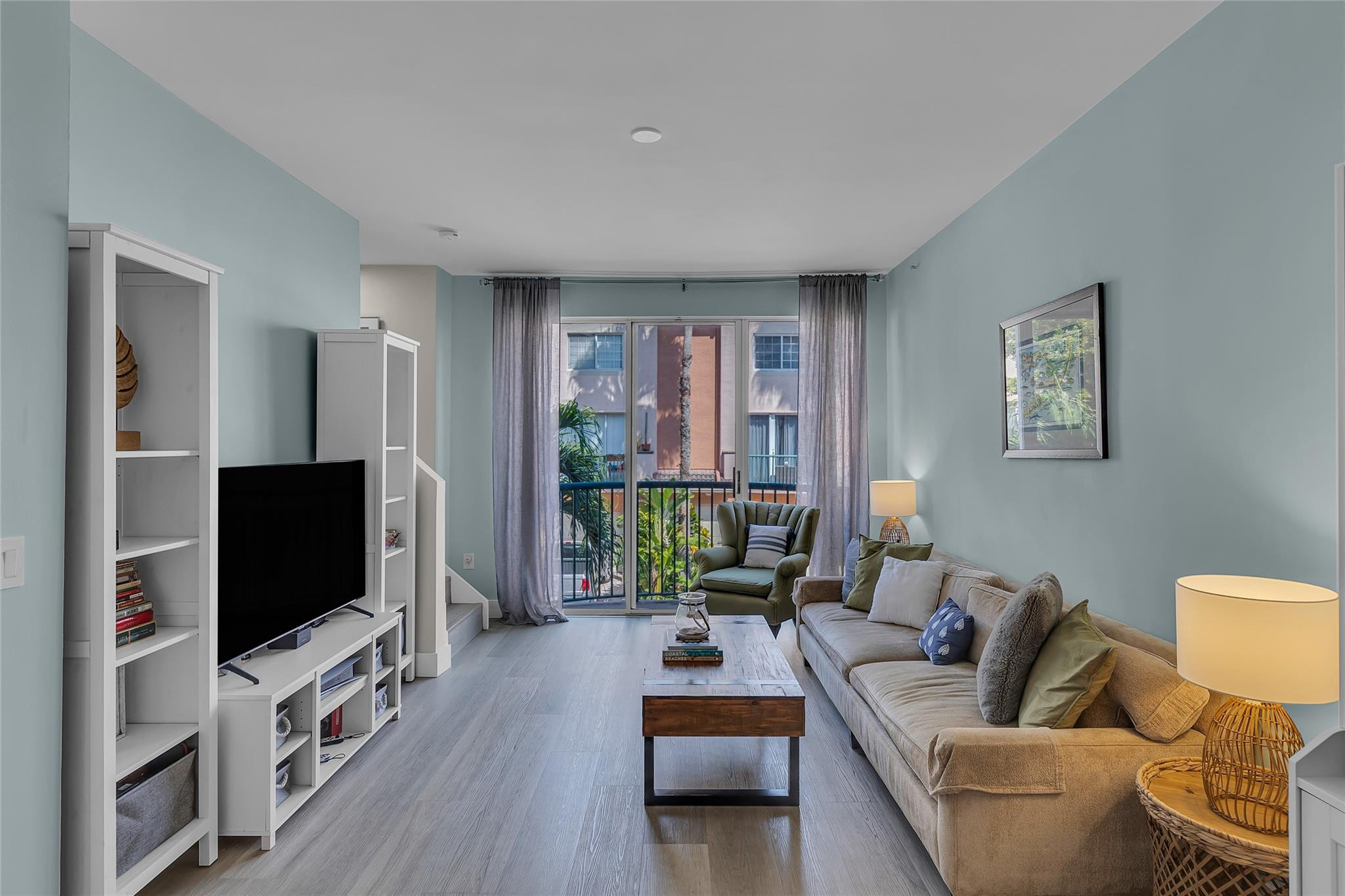 2107 SE 10th Ave 832