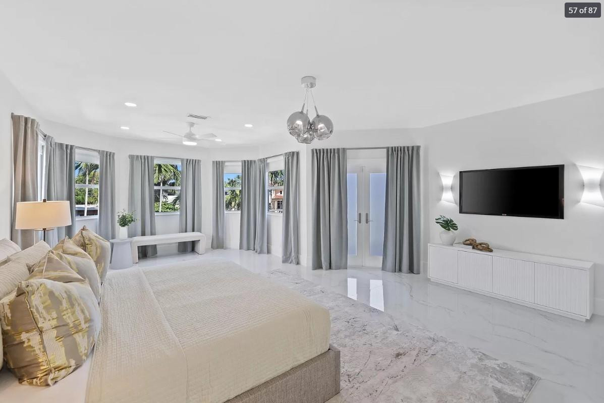 2525 Sea Island Drive