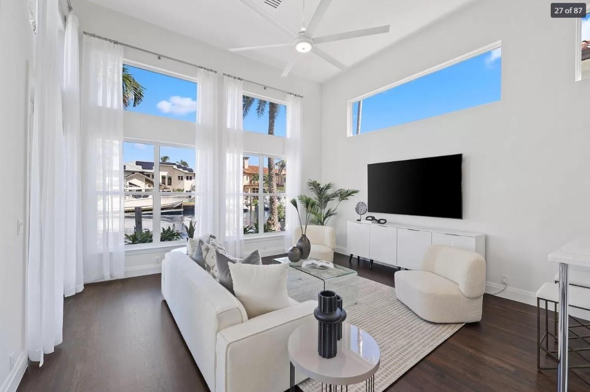 2525 Sea Island Drive