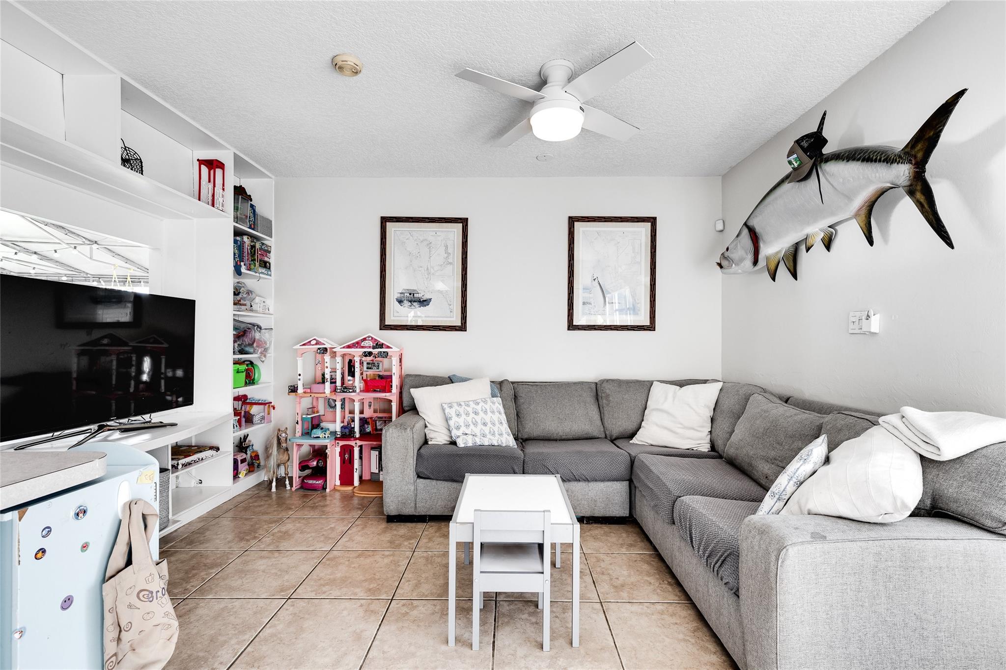 1540 NE 47th St